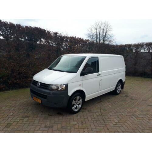 Mooie Volkswagen Transporter 2.0 TDI L1H1 bedrijfsbus