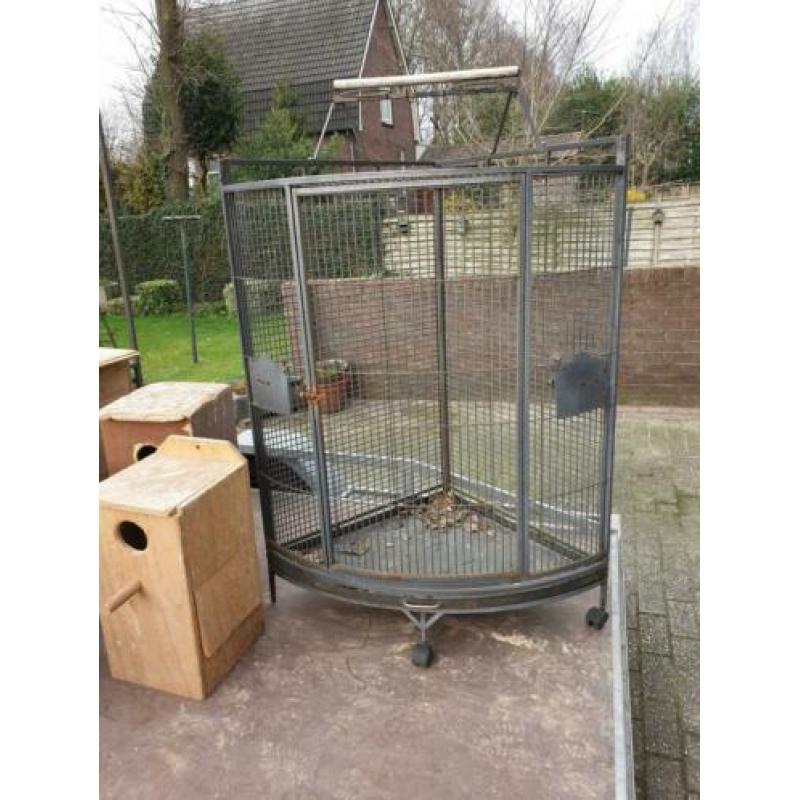 Te koop vogel/ papegaaien benodigdheden