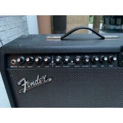 Fender Deluxe 900 Amp