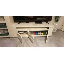 Tv meubel kast en hoge vitrine kast met swarovski stenen