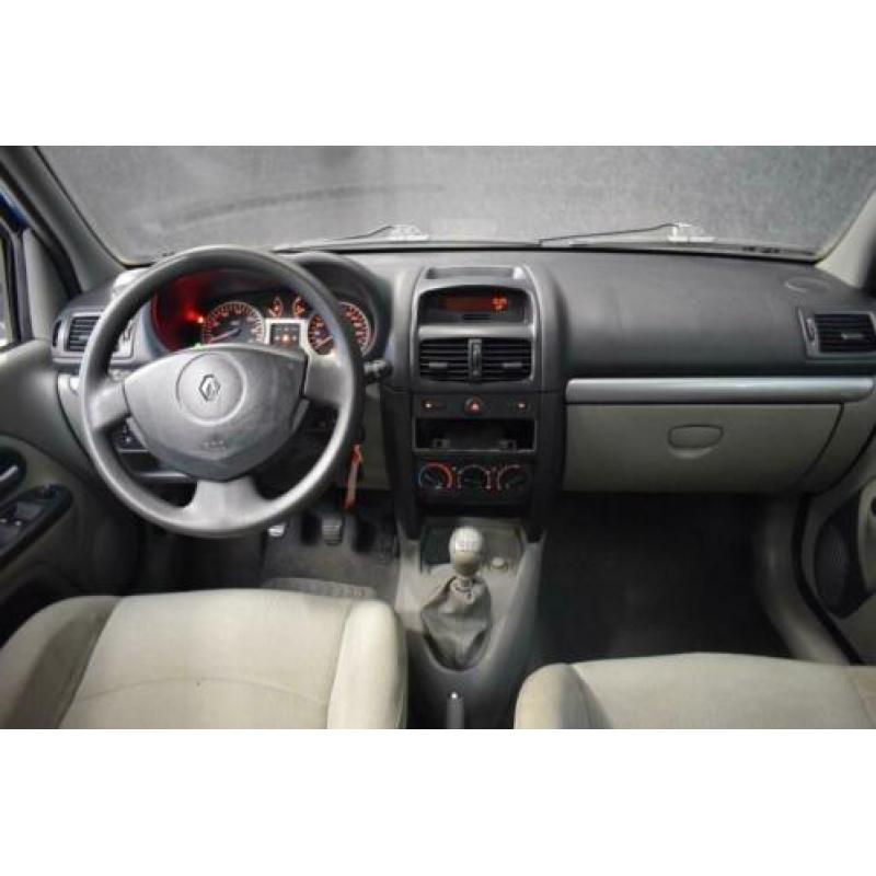 Renault Clio 1.4-16V Expression airco, bj 2001 mooie nette a
