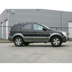 Zeer mooie KIA SORENTO 2.4 X-TREME weinig kilometers