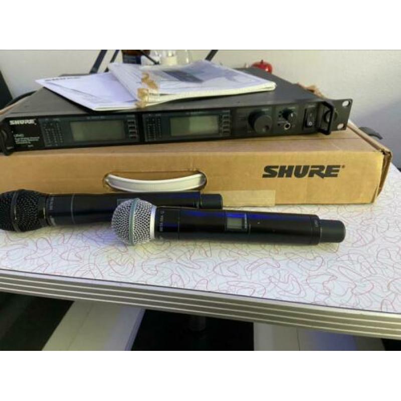 Shure UR4D met 2 Mics