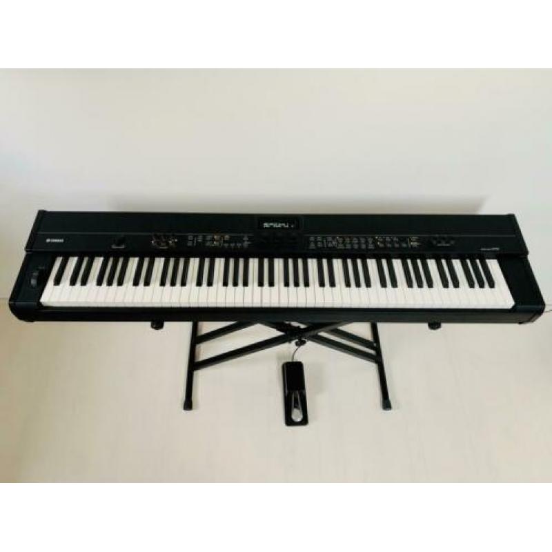 Mooie Yamaha CP50 Stagepiano, 88 toetsen met gewogen klavier