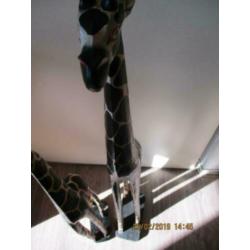 Afrikaans items, oa. Houten trom 14 h x 11 breed etc. Beelde