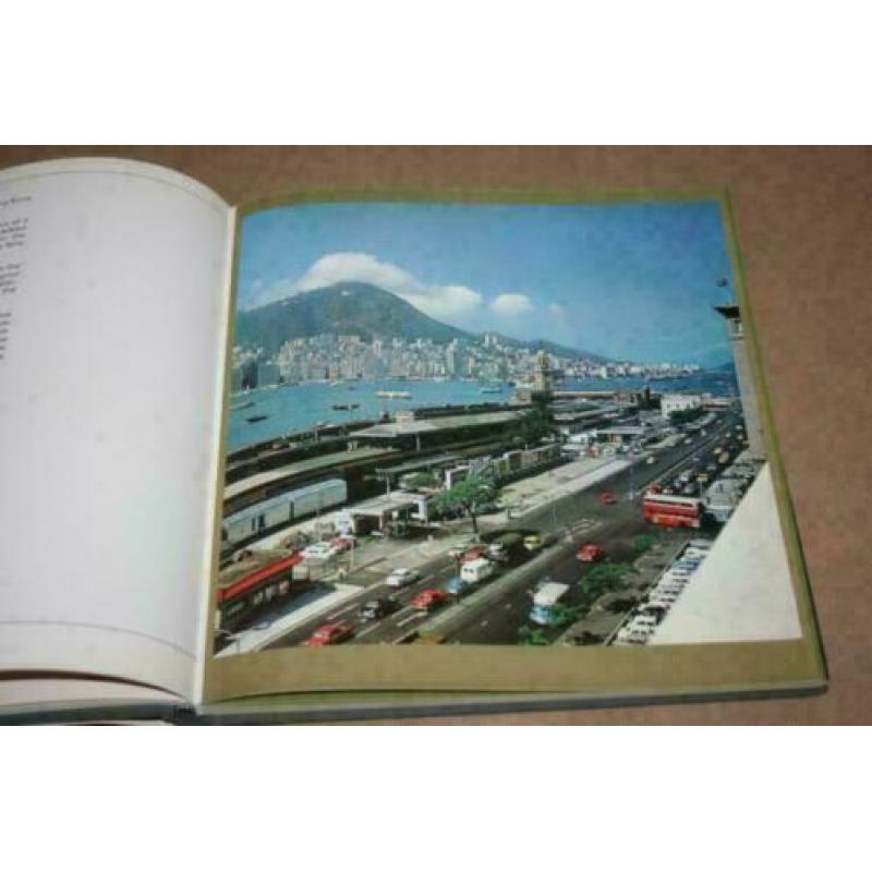 Fotoboek - Hongkong - World of Contrasts - 1970 !!