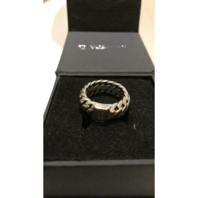 Buddha to Buddha ring maat 18, model Ben, in originele doos