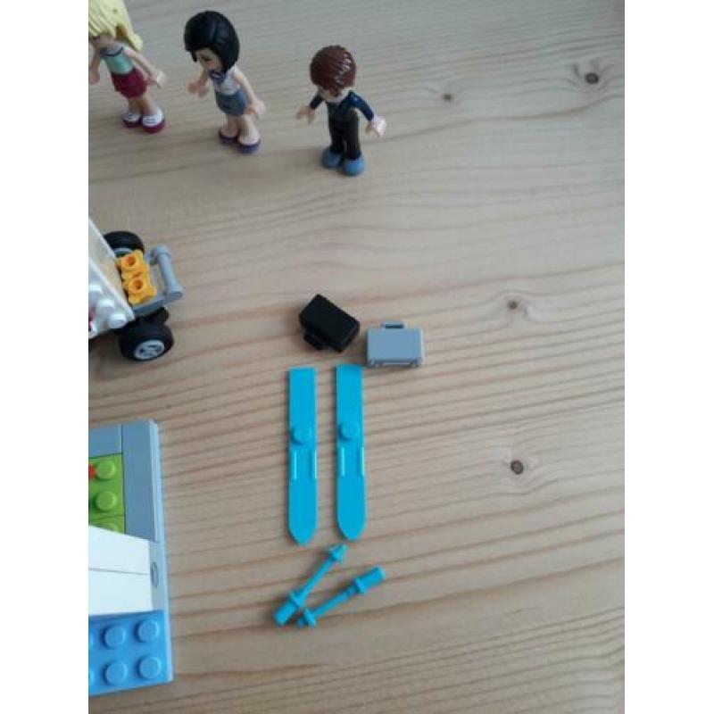 Lego Friends - 41109 Heartlake Vliegveld