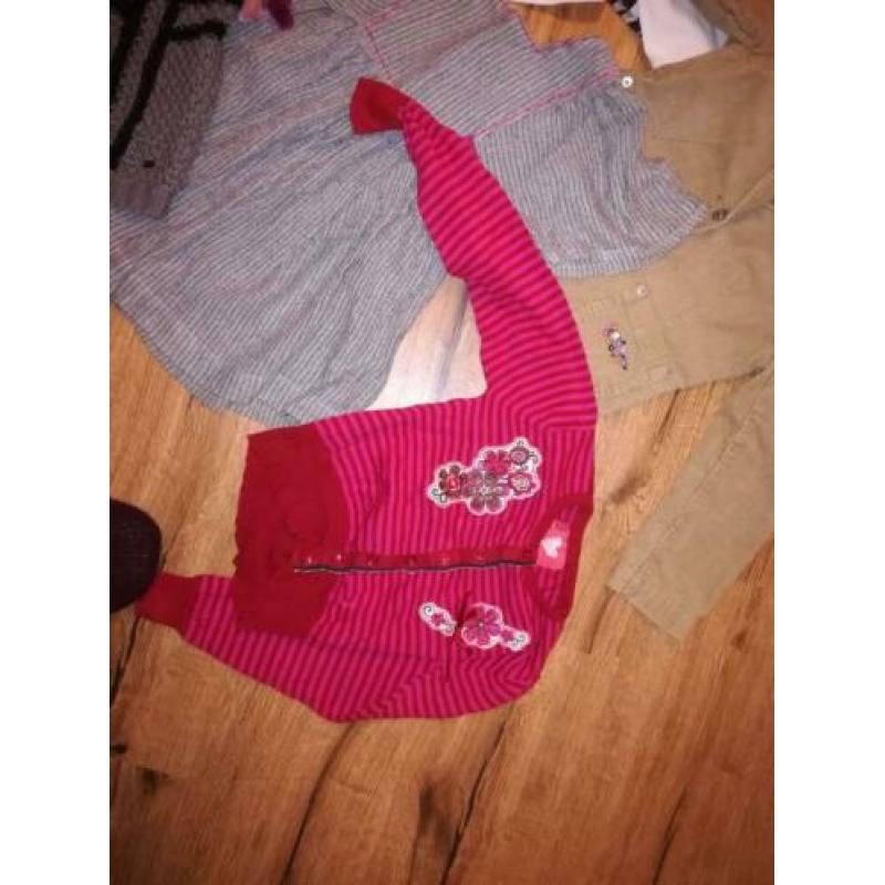 Meisje kleding maat een keer aangehad.