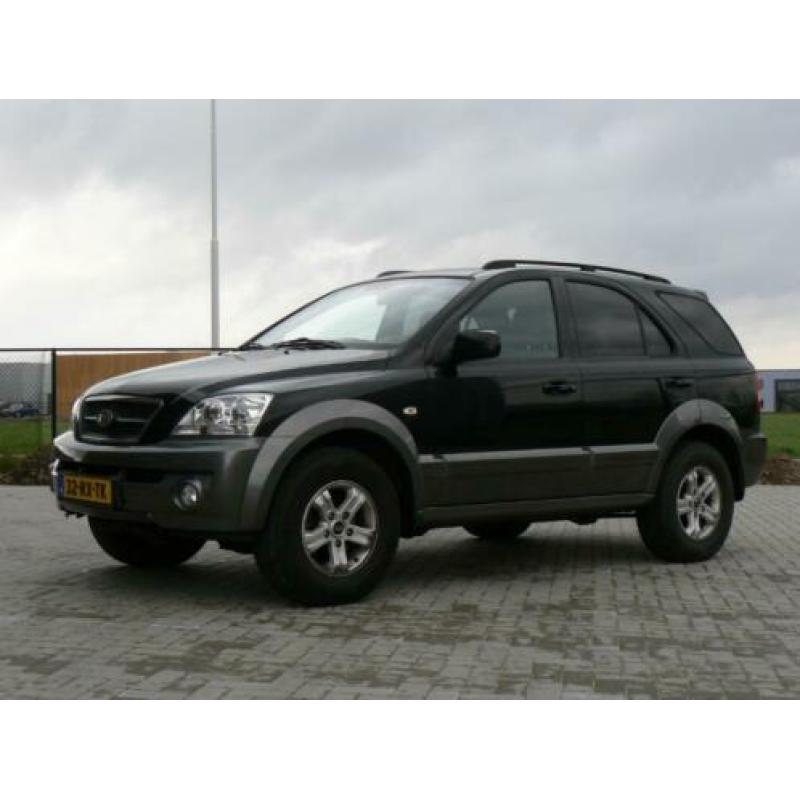 Zeer mooie KIA SORENTO 2.4 X-TREME weinig kilometers