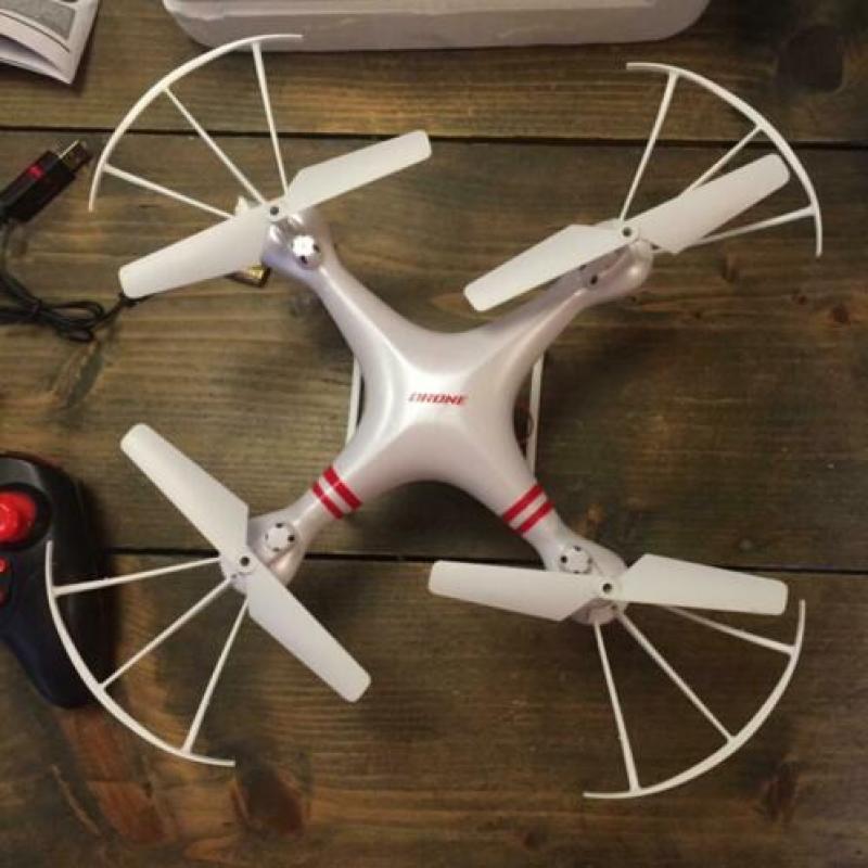 ZGAN drone met camera en afstandsbediening 2.4 Gh Quadcopter