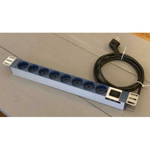 Plenty PDU / spanningsslof 8-voudig (19 inch)