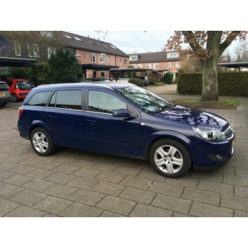 Opel Astra 1.6 16V 85KW St.wgn. 2009 Blauw