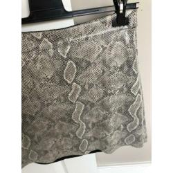 Beige, zwarte panter print only rokje maat 38/M