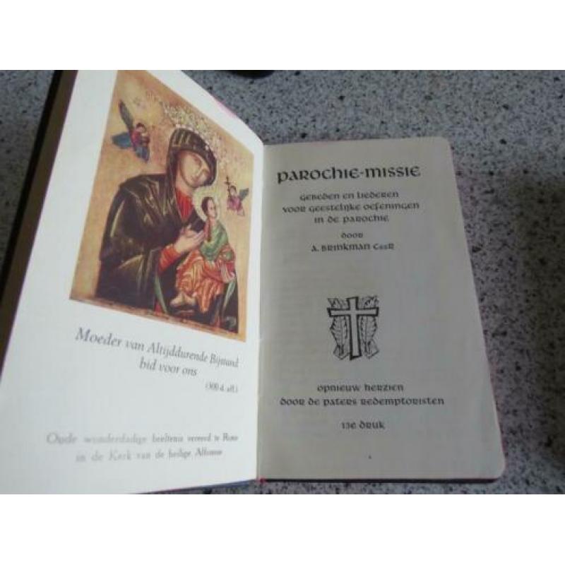 5 antieke kerkboekjes