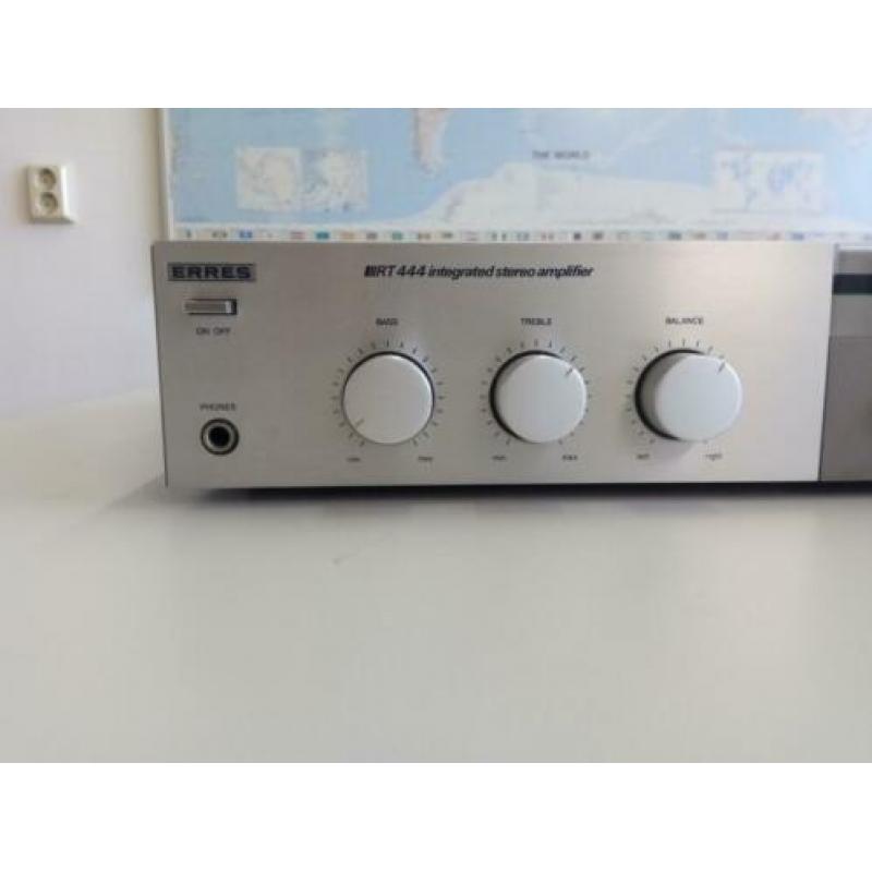 Erres RT-444 Stereo versterker