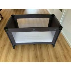 Campingbedje nieuw met extra matras ( campingbed reisbedje