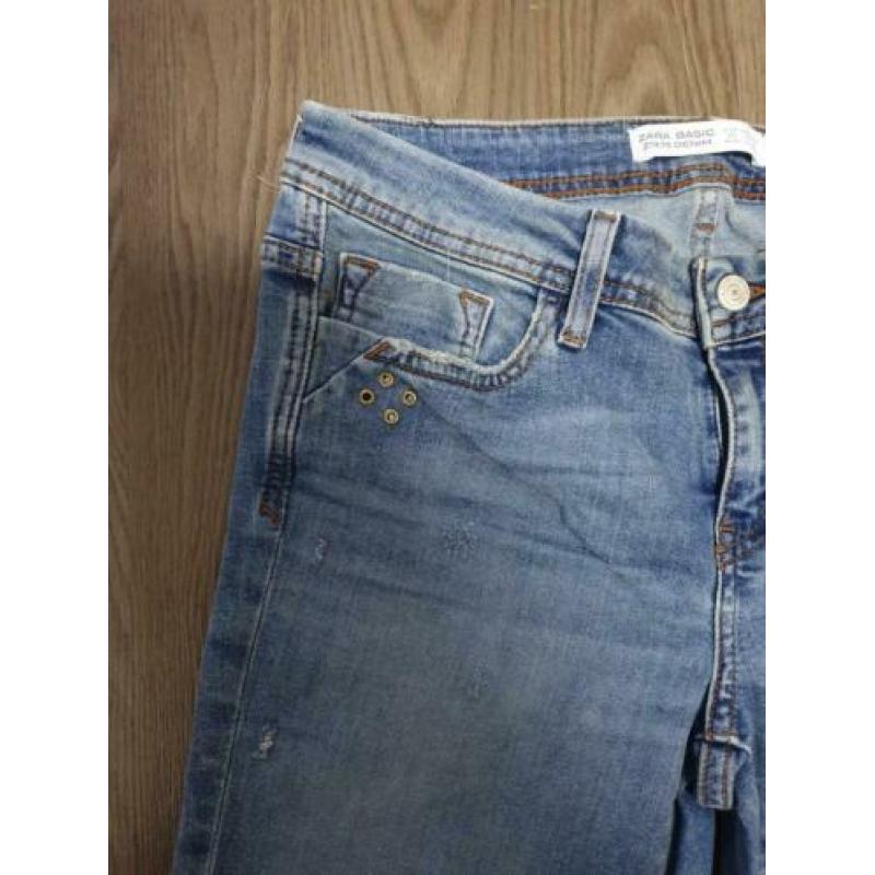 Zara jeans maat 28