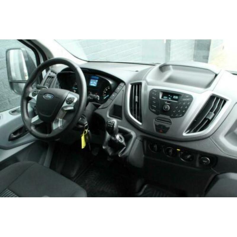 Ford Transit 350 2.0 TDCI 130PK L2H2 - Airco - Cruise - PDC