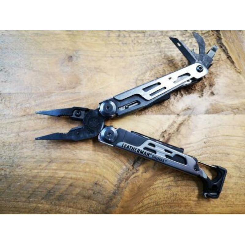 Leatherman Signal multitool Black/Silver (Zwart/Zilver)