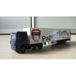 Te koop mooie lion toys daf 95 xf papermints schaal 1:50