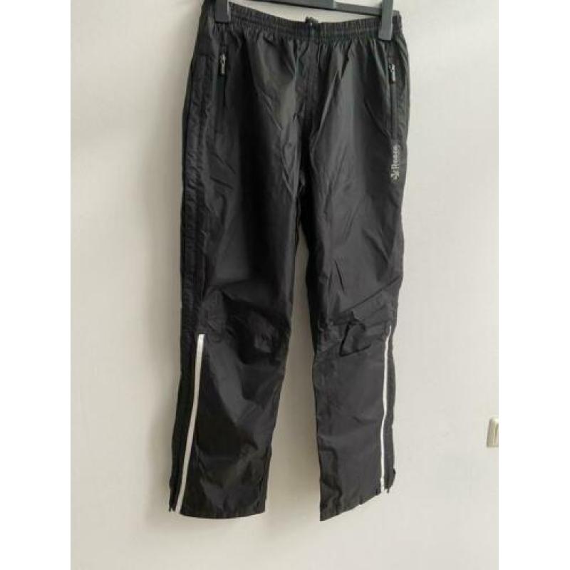 Hockeybroek van het merk REECE, maat L