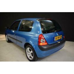 Renault Clio 1.4-16V Expression airco, bj 2001 mooie nette a
