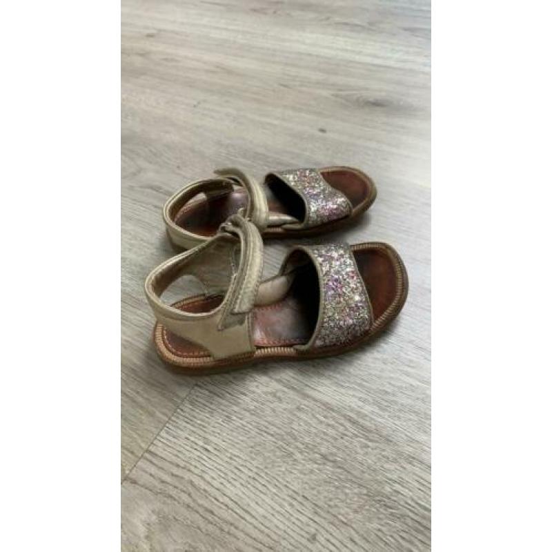 Zecchino d’oro sandaaltjes maat 24