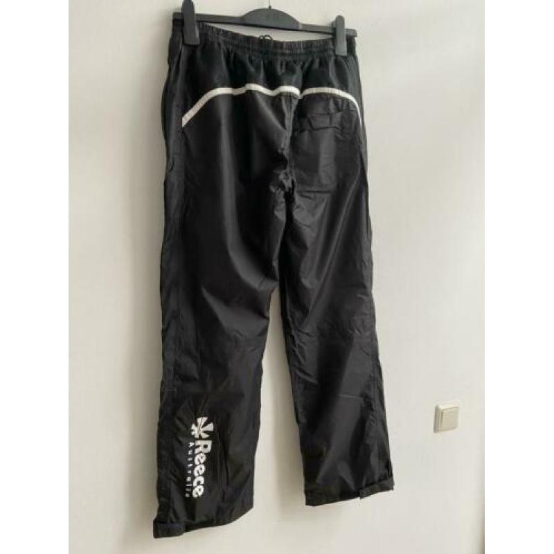 Hockeybroek van het merk REECE, maat L