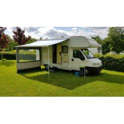 Camper Ci International met stapelbed