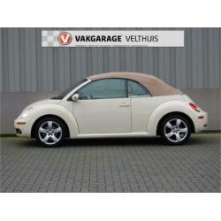 Volkswagen New Beetle CONVERTIBLE 2.5i Highline APK nieuw To