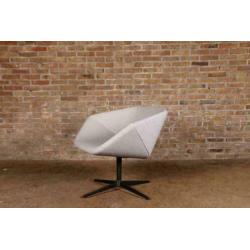 2 Montis Ella fauteuils bij TheReSales