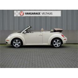 Volkswagen New Beetle CONVERTIBLE 2.5i Highline APK nieuw To