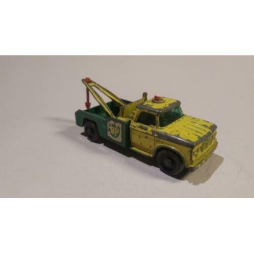 Lesney Matchbox No. 13 Dodge Wreck Truck