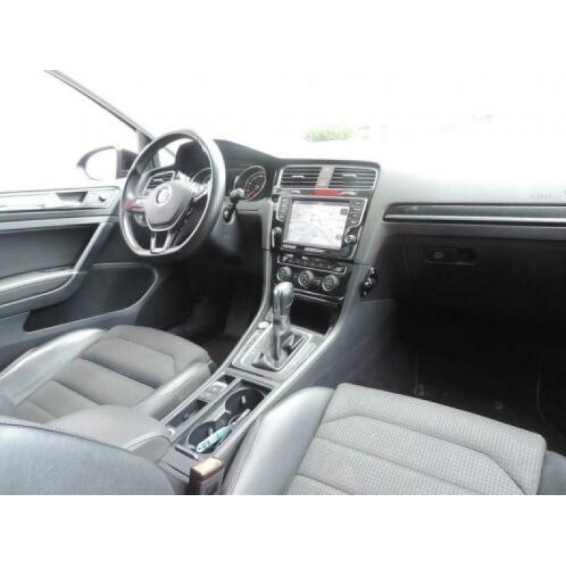 Volkswagen Golf 1.4 TSI DSG/Aut7 Highline (groot navi,xenon,