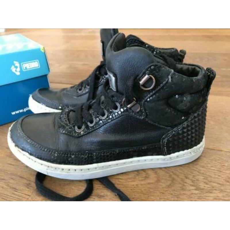 Piedro volledig leren schoenen maat 32