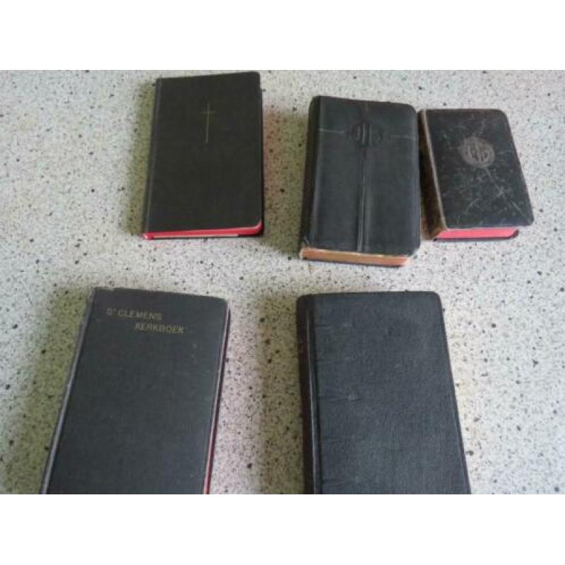 5 antieke kerkboekjes