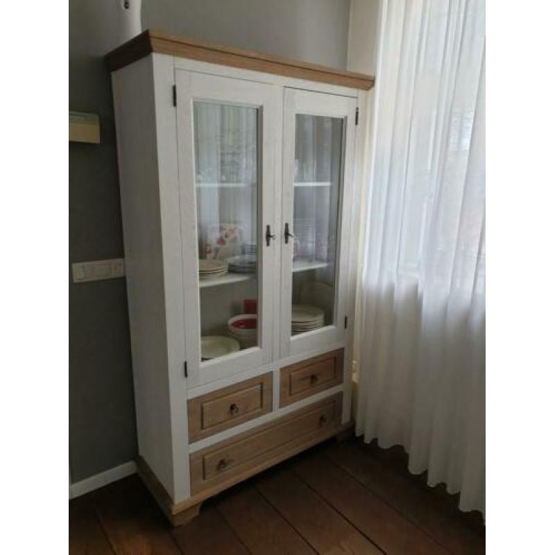 Landelijk dressoir