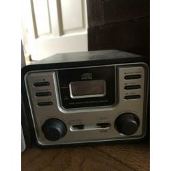 Radio met speakers