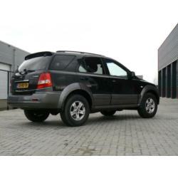 Zeer mooie KIA SORENTO 2.4 X-TREME weinig kilometers