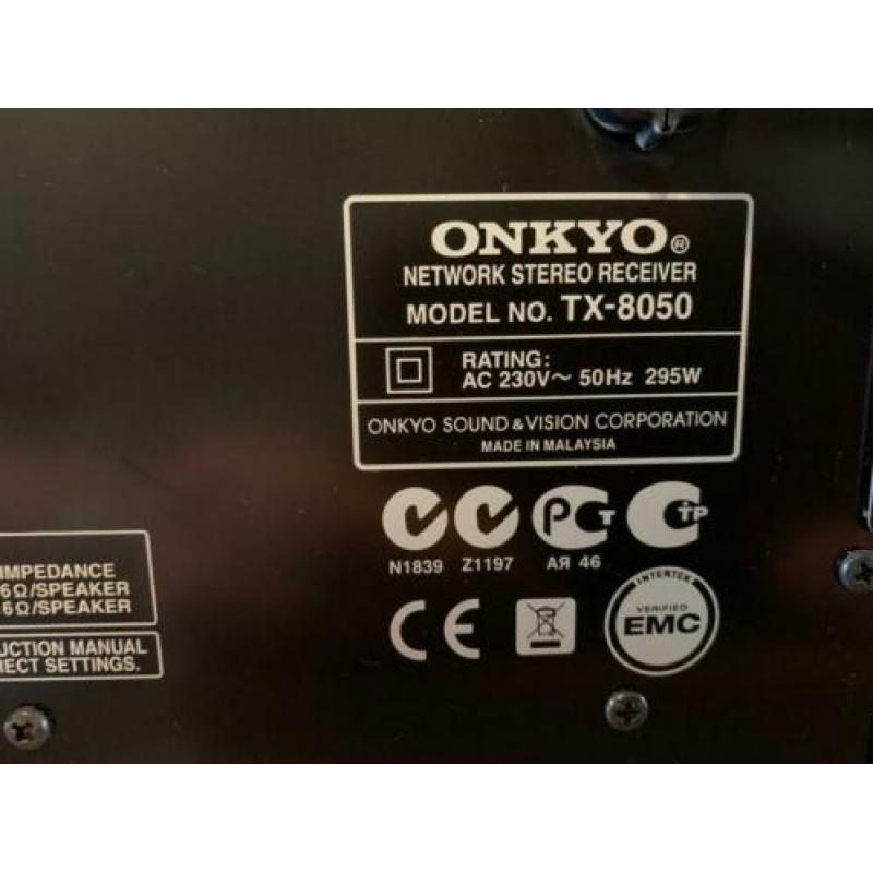 ONKYO Sterio receiver, ONKYO CD Player en BOSE Speakers
