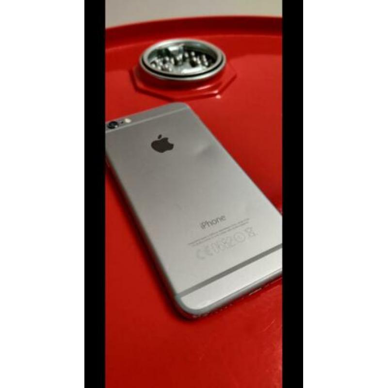 iPhone 6 met Lader & Oplaad kopje Simlock vrij ??SNEL WEG!