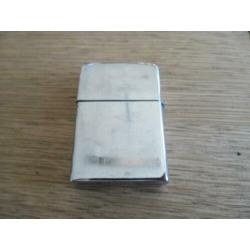 Aansteker. Zippo. Hugo Boss
