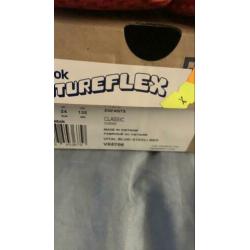 Reebok bff barefoot ventureflex sandalen maat 24 nieuw