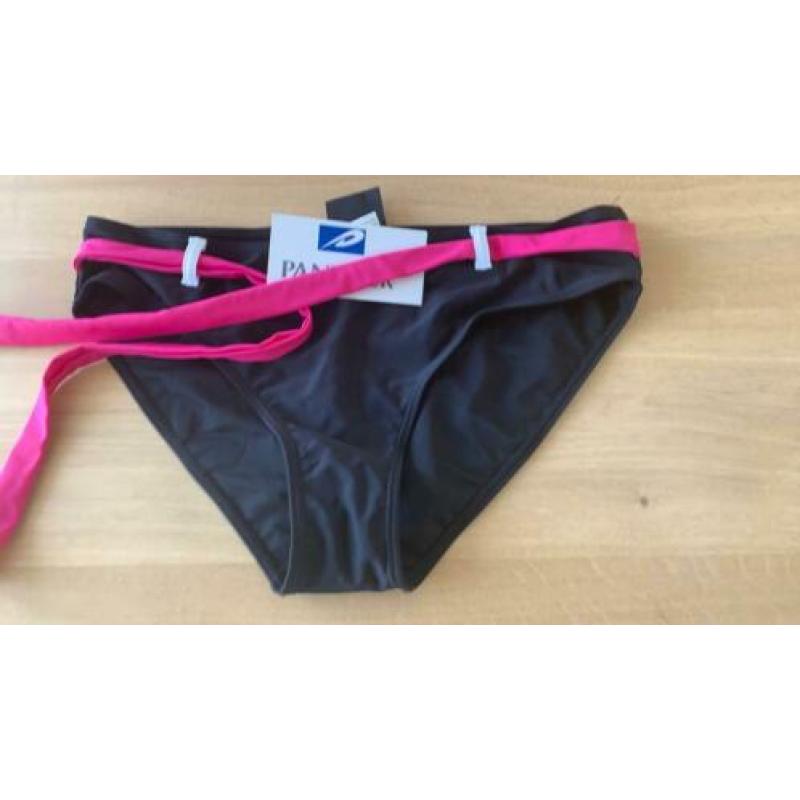 Bikini broekje zwart nieuw 40 42 44 of 46 2 modellen