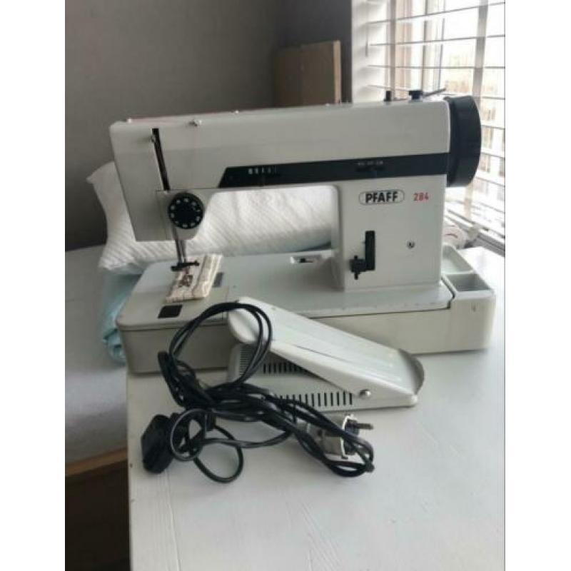Pfaff 284 naaimachine