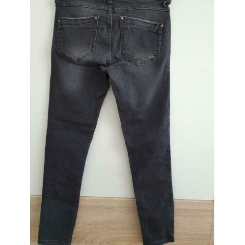 Zwarte jeans Dishe maat 29 maat 36