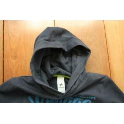 Jongens complete set met Joggingbroek & Sweater Maat 128 C&A