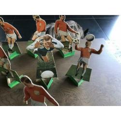 Crespa chips voetbalpoppetjes karton oud