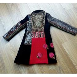 Desigual. Gave aparte voorjaars jas maat 38.